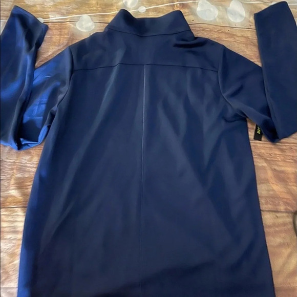 Nike Kids Dry-Fit Long Sleeve Top, Size 18-20, NWT - Picture 8 of 8